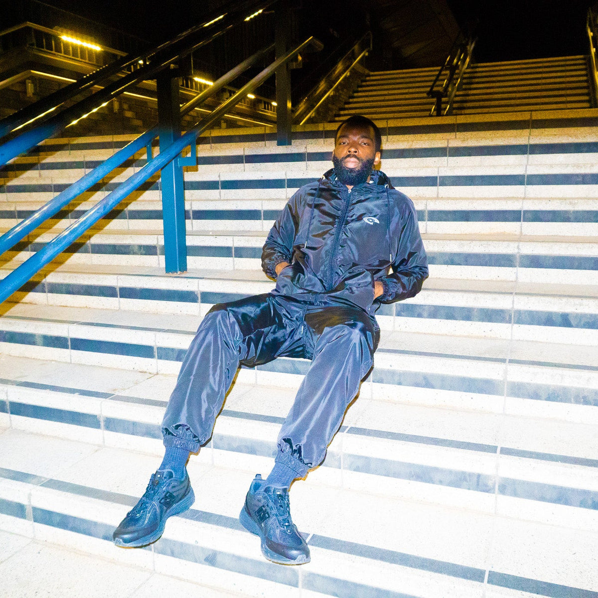 TRK RNNR JACKET (BLACK)